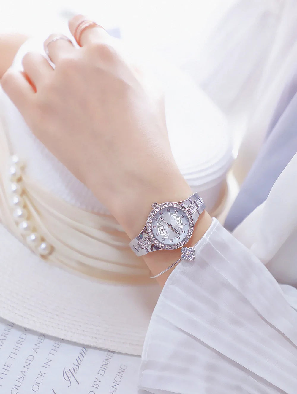 BS bee sister-Relojes de pulsera de lujo para mujer, nueva tendencia de moda, esfera pequeña, exquisitos relojes de pulsera para mujer, joyería de cristal