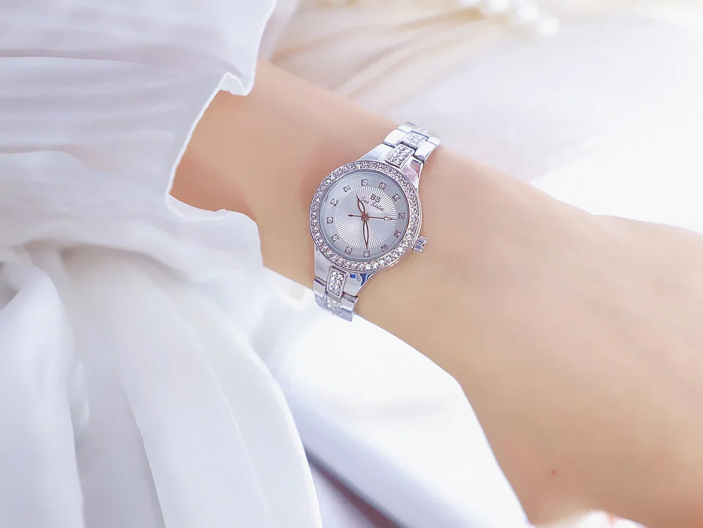 BS bee sister-Relojes de pulsera de lujo para mujer, nueva tendencia de moda, esfera pequeña, exquisitos relojes de pulsera para mujer, joyería de cristal
