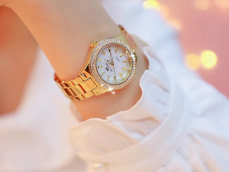 2025 relojes de pulsera dorados para mujer, reloj de vestir, relojes de diamantes de cristal para mujer, reloj plateado de acero inoxidable, reloj para mujer 2024
