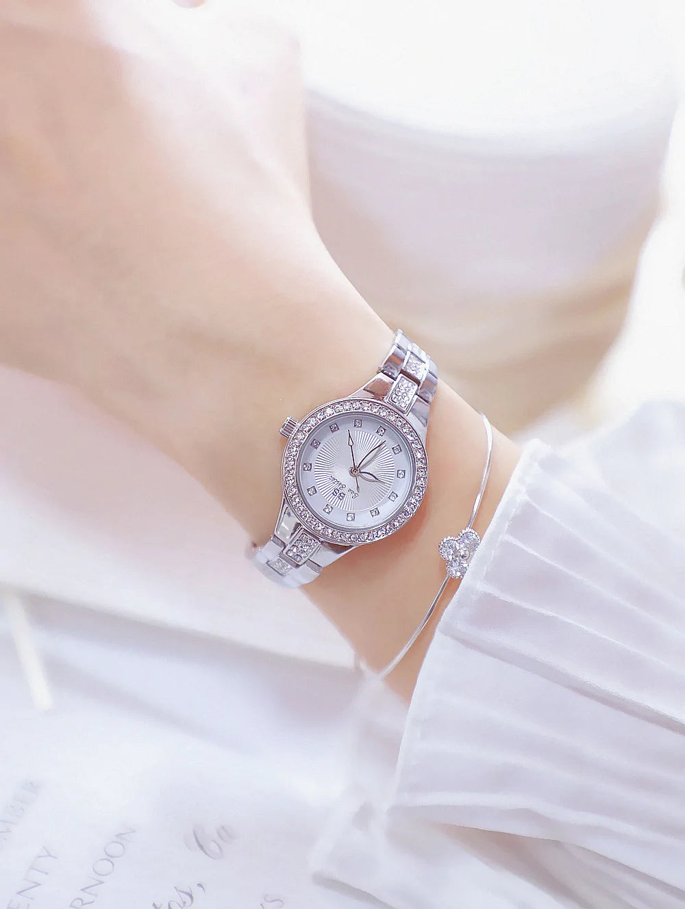BS bee sister-Relojes de pulsera de lujo para mujer, nueva tendencia de moda, esfera pequeña, exquisitos relojes de pulsera para mujer, joyería de cristal