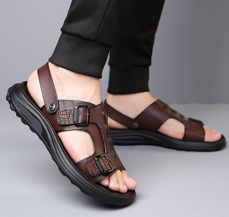 Sandalias para hombre al aire libre, zapatillas de verano al aire libre, zapatos de alta calidad, sandalias de cuero de verano 2025 para hombre, zapatos para caminar para hombre nuevo