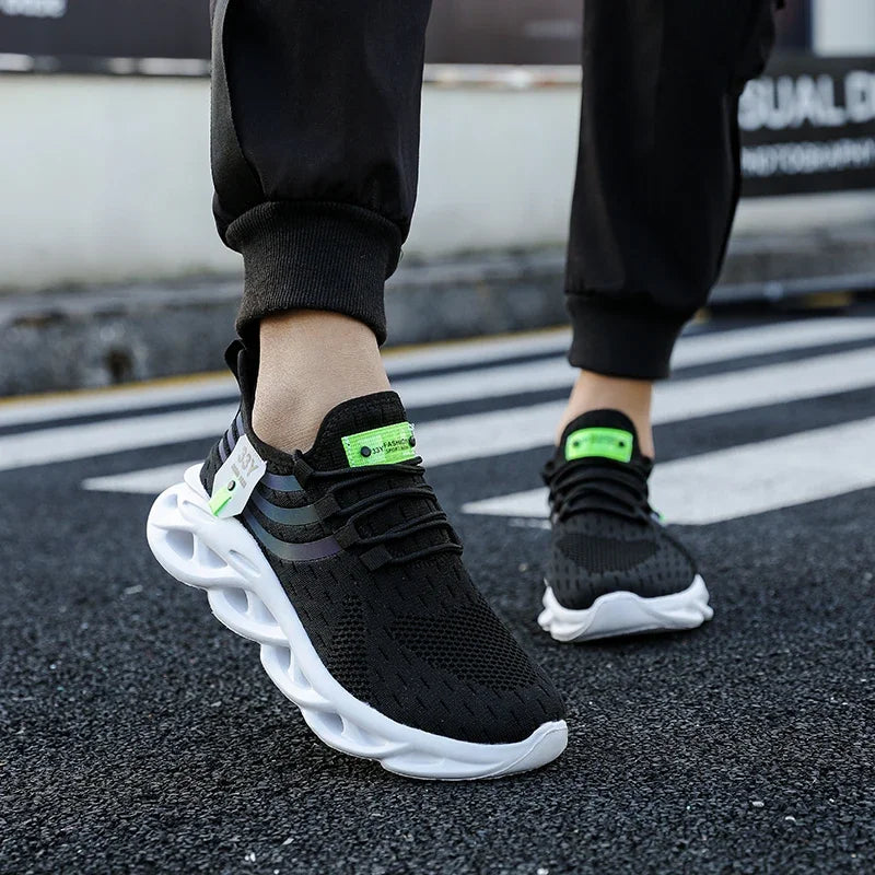 Zapatillas de deporte de malla para hombre, Calzado cómodo y ligero para senderismo al aire libre, transpirable, a la moda, zapatos informales para correr, Tenis