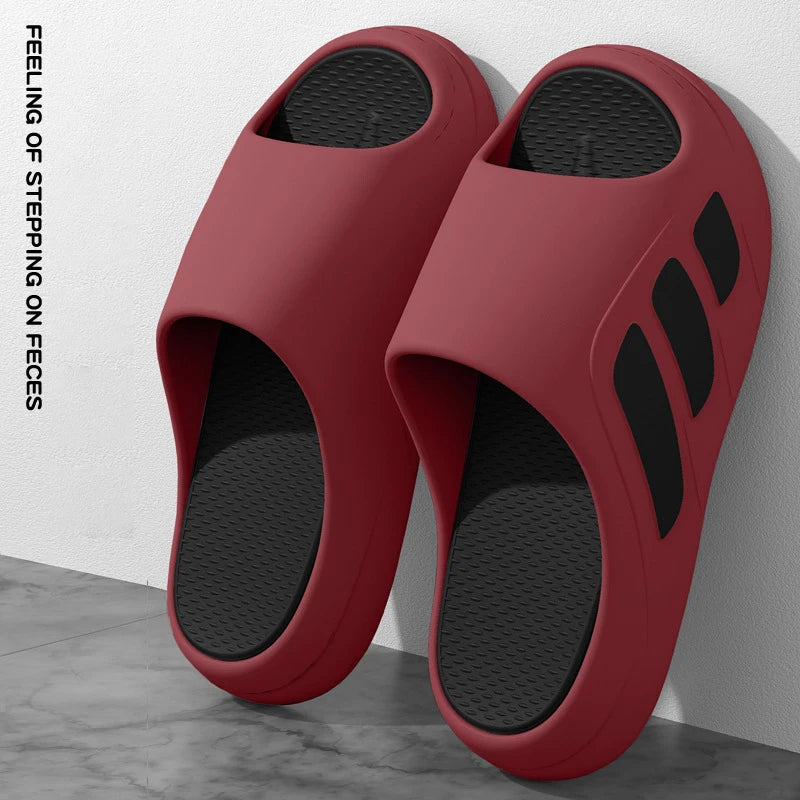 Nuevas zapatillas deslizantes para hombre con un sentido, alto valor estético, uso externo, parte inferior gruesa antideslizante, zapatillas frescas de playa para hombre