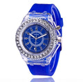 Relojes luminosos con destellos de luz LED para mujeres, hombres, niños y niñas, reloj de pulsera de silicona, reloj de diamantes de imitación a la moda, reloj para niños, reloj Saati