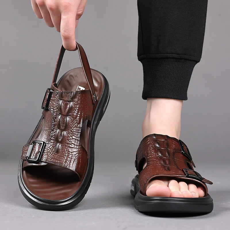 Sandalias para hombre al aire libre, zapatillas de verano al aire libre, zapatos de alta calidad, sandalias de cuero de verano 2025 para hombre, zapatos para caminar para hombre nuevo