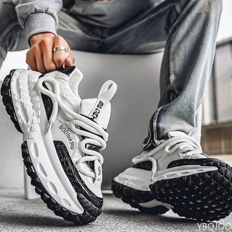 Novedad de primavera y verano para hombre, zapatos deportivos informales y cómodos con suela gruesa y versátiles a la moda para aumentar la altura