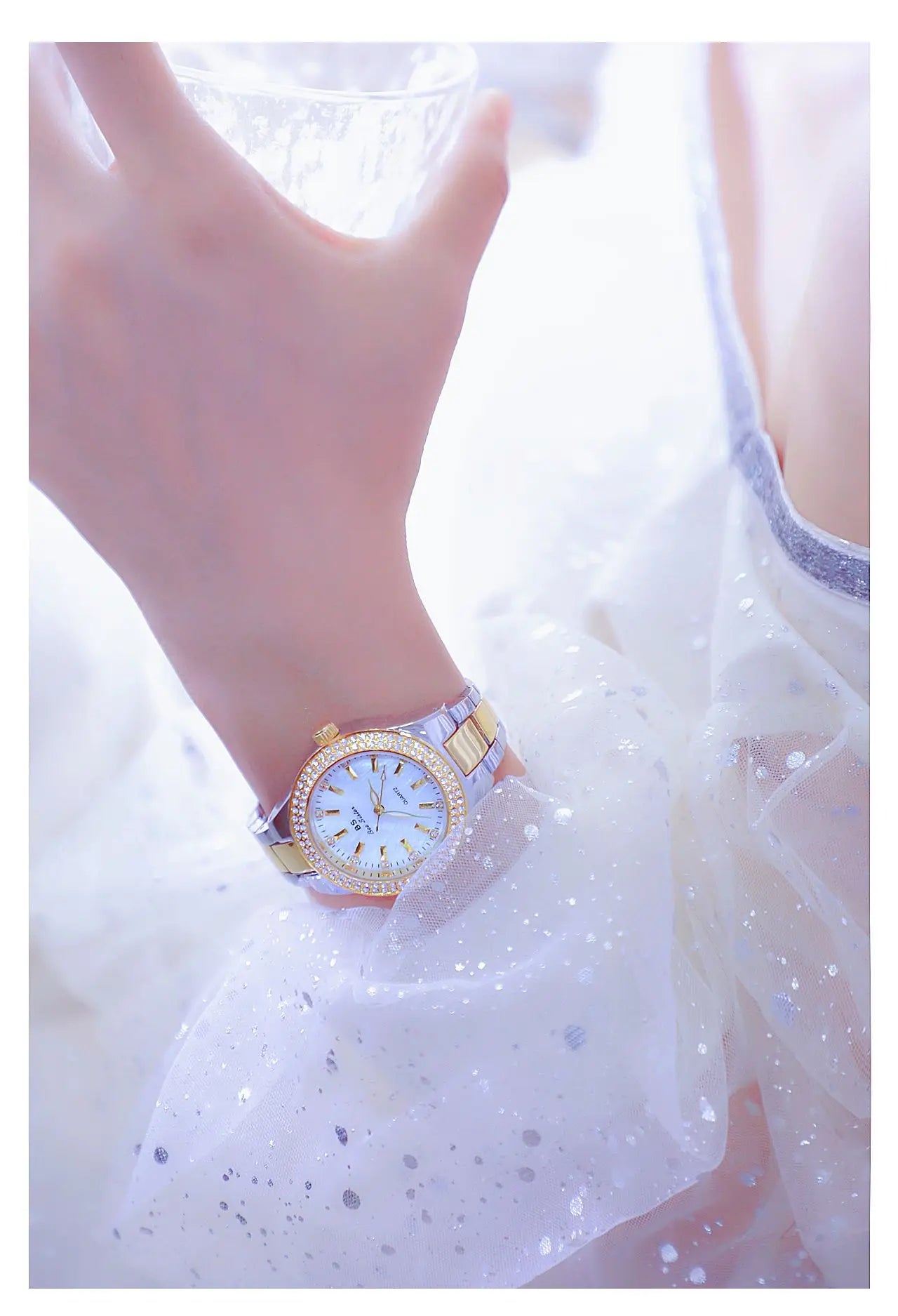 Relojes de pulsera de acero inoxidable para mujer, reloj dorado con diamantes de cristal, plateado