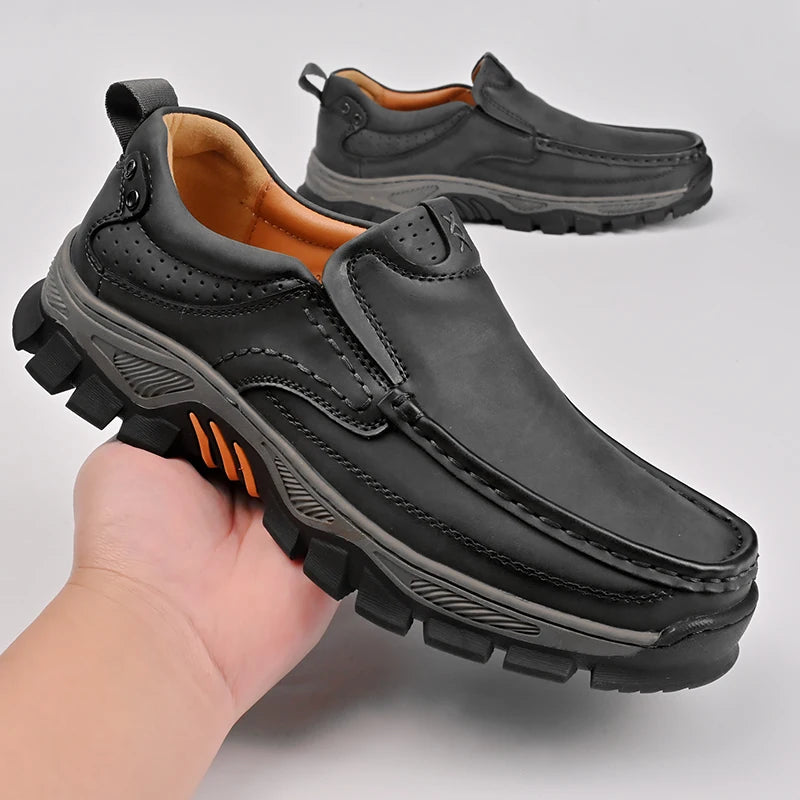 Mocasines de cuero de estilo Retro para hombre, zapatos informales cómodos, calzado transpirable para conducir, mocasines, calzado para viajes, escalar y acampar