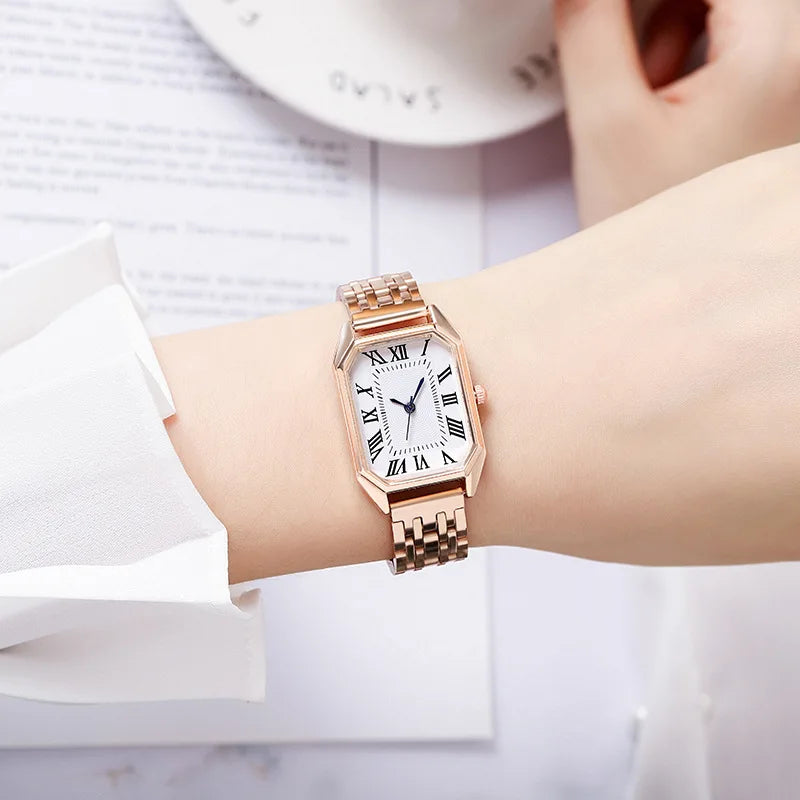 Nuevo Reloj de Pulsera de Cuarzo con Correa de Acero de Aleación a la Moda para Mujer