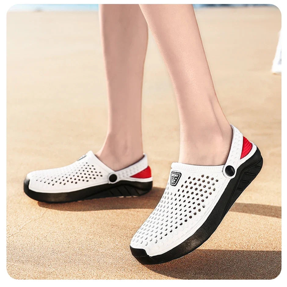 Sandalias de playa Unisex a la moda para hombre, zapatillas antideslizantes de suela gruesa, chanclas ligeras de verano, zapatos de jardín para hombre y mujer