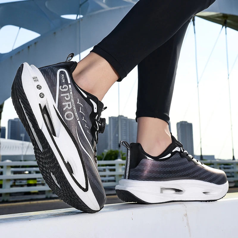 Zapatillas para correr Unisex 2025, nuevas zapatillas de entrenamiento deportivo con suela gruesa y amortiguación ligera, zapatillas de tenis de uso diario para hombres y mujeres
