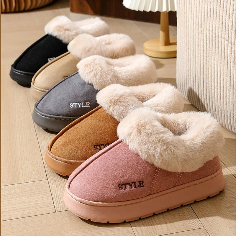 2025 botas de invierno de piel sintética rosa para el hogar para mujer nuevas botas cortas de nieve de gamuza sintética zapatos acolchados cálidos de fondo grueso antideslizantes de felpa para mujer