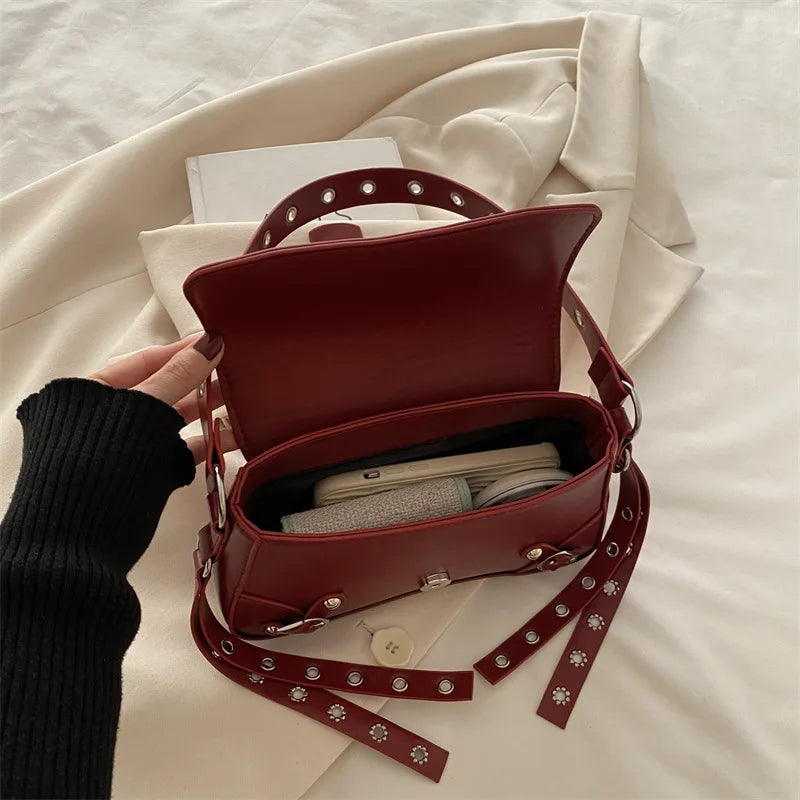 Bolso de hombro para mujer, estilo Punk, bolso de cuero PU, bolsos de moda Rock con remache, pequeño bolso de moda para axila