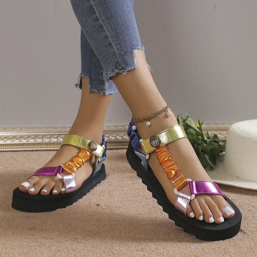 Nuevas sandalias de verano para Mujer, zapatos planos informales ligeros de Color para Mujer, sandalias informales de playa al aire libre a la moda 2025, Zapatillas para Mujer