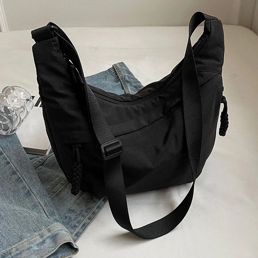 Bolso cruzado de media luna con múltiples bolsillos para mujer, bolsa de mensajero diaria de gran capacidad, correa ajustable, bolso Satchel Simple