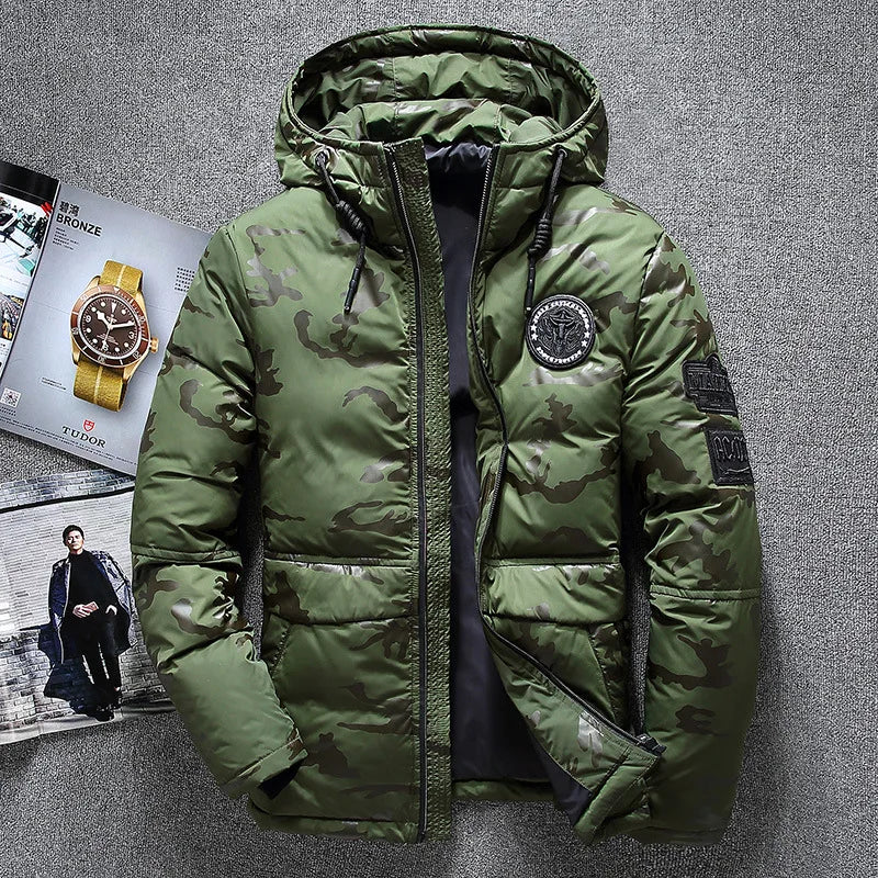 Parkas de invierno de alta calidad para hombre, cortavientos, Parkas de plumón de pato blanco, chaquetas cálidas gruesas con capucha de camuflaje para nieve, abrigo
