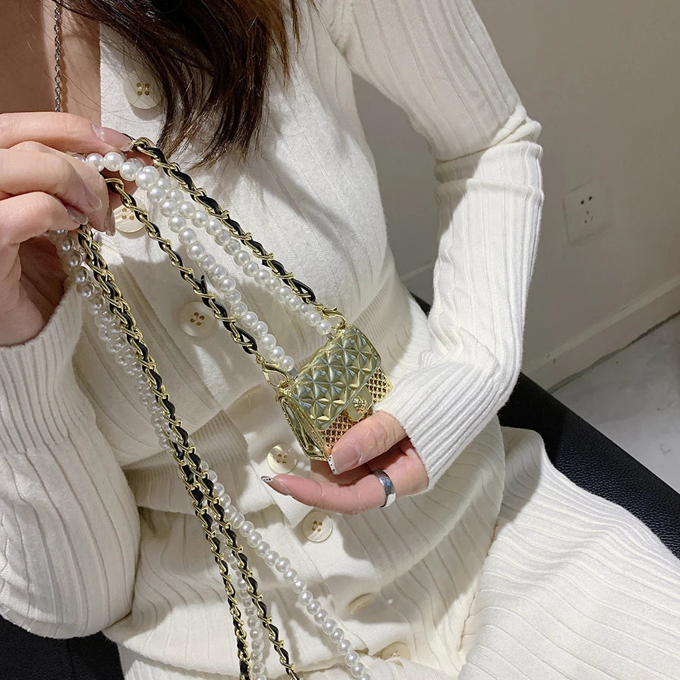 Mini bolsos de cena para mujer, caja pequeña de metal a la moda, bolso de hombro con cadena de perlas de diseñador, accesorios de ropa, bolso cruzado