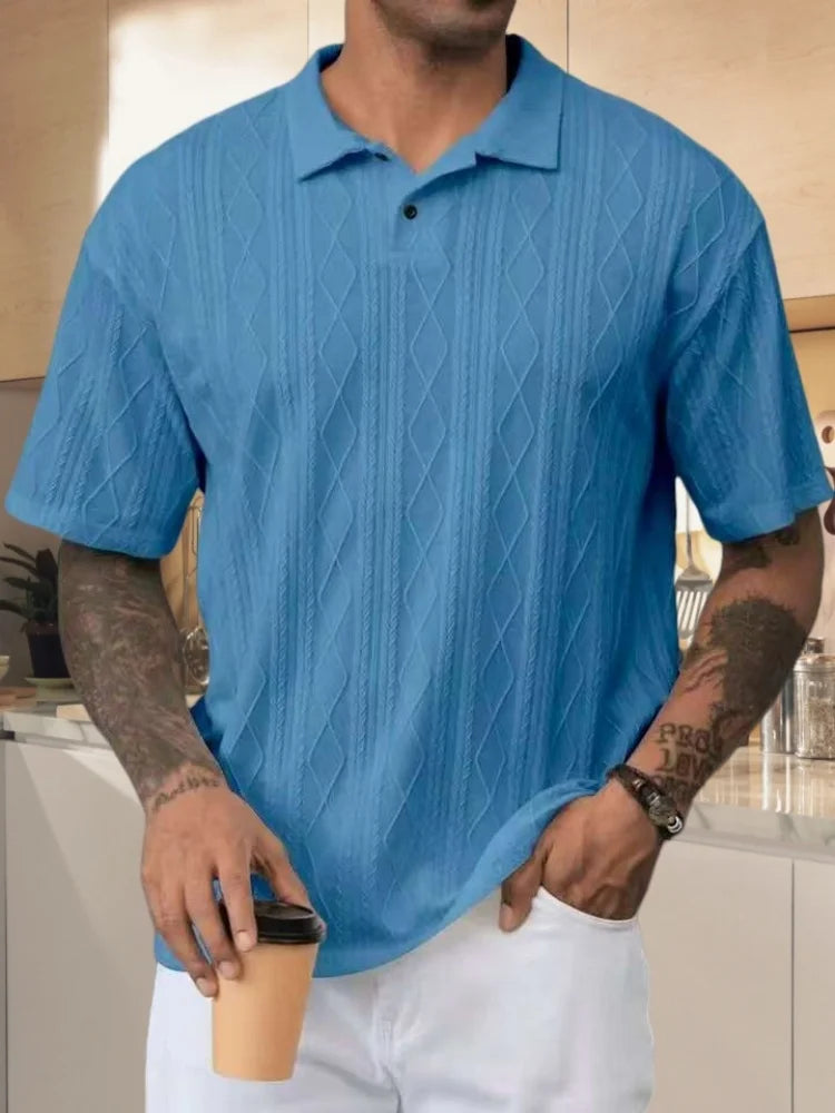 Polo de punto de textura holgada retro 2025 para hombre con solapa, moda informal de calle transpirable y cómoda de manga corta