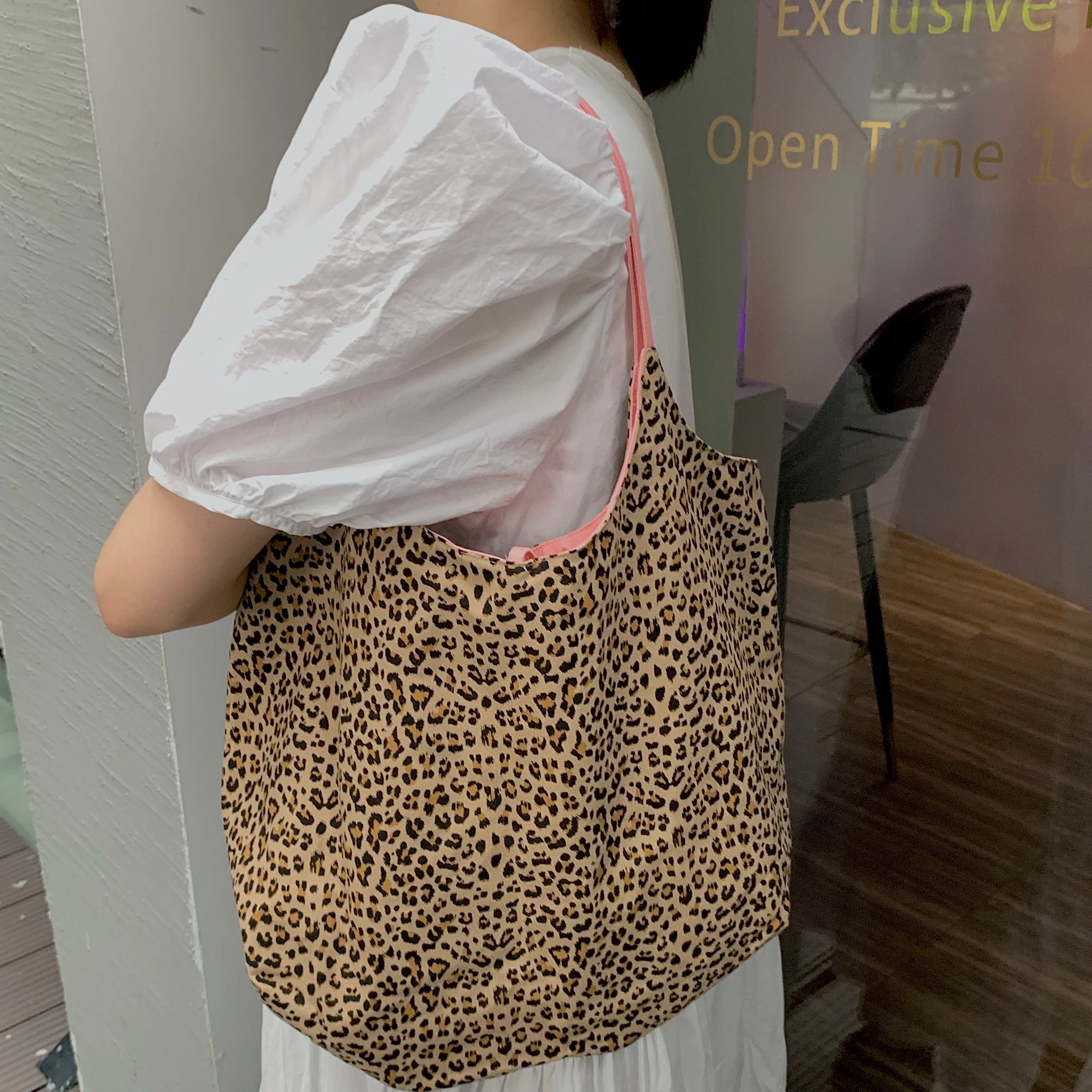 Bolso de Hombro Doble para Mujer, Diseño Moderno con Estampado de Puntos, Estilo Coreano de Primavera/Verano, Color Rosa, Moda Urbana