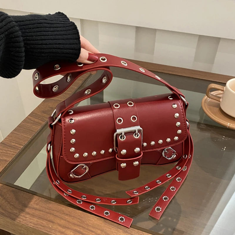 Bolso de hombro para mujer, estilo Punk, bolso de cuero PU, bolsos de moda Rock con remache, pequeño bolso de moda para axila