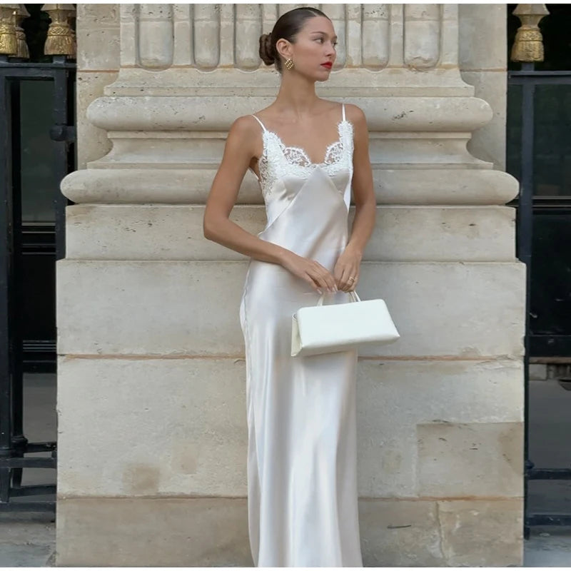 Vestido largo elegante de encaje con retazos para mujer, vestido Sexy con cuello en V sin mangas y espalda descubierta de satén, vestido largo ajustado, vestidos de fiesta de noche para mujer 2025