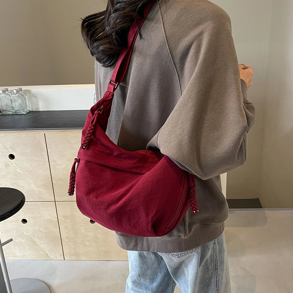 Bolso cruzado de media luna con múltiples bolsillos para mujer, bolsa de mensajero diaria de gran capacidad, correa ajustable, bolso Satchel Simple
