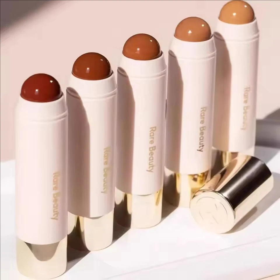 RARE BEAUTY Soft Pinch Liquid Contour, Aspecto Naturalmente Levantado y Duradero, Corrector Bronceador, Rubor Hidratante a Prueba de Agua