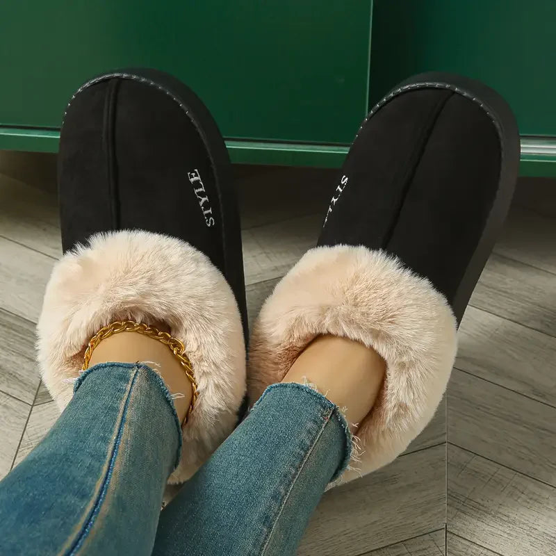 2025 botas de invierno de piel sintética rosa para el hogar para mujer nuevas botas cortas de nieve de gamuza sintética zapatos acolchados cálidos de fondo grueso antideslizantes de felpa para mujer