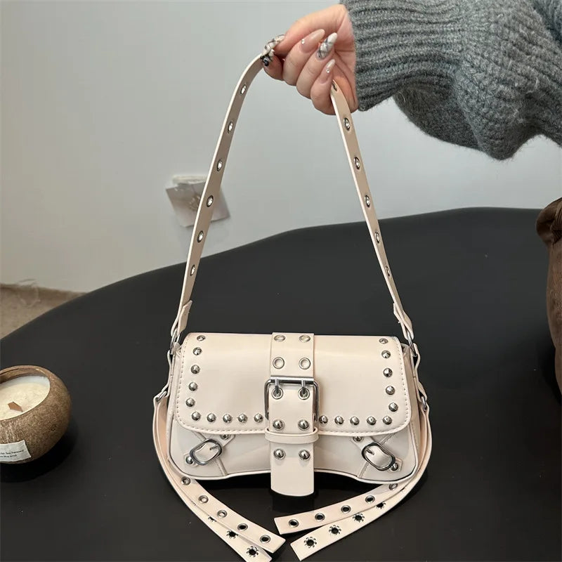 Bolso de hombro para mujer, estilo Punk, bolso de cuero PU, bolsos de moda Rock con remache, pequeño bolso de moda para axila