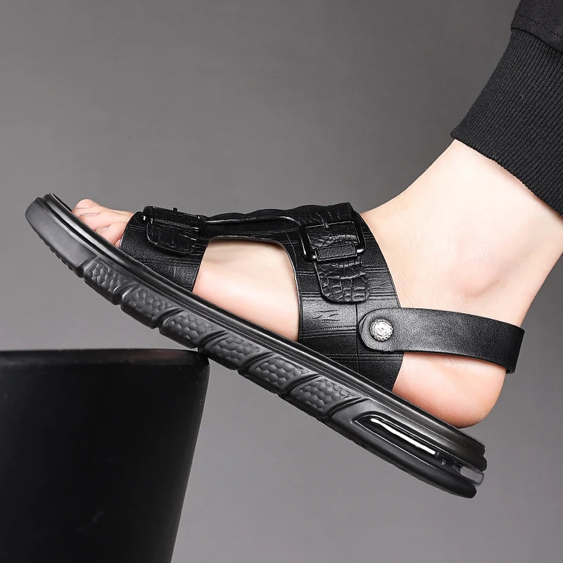 Sandalias para hombre al aire libre, zapatillas de verano al aire libre, zapatos de alta calidad, sandalias de cuero de verano 2025 para hombre, zapatos para caminar para hombre nuevo