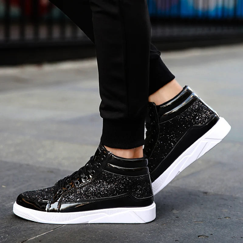 Nuevos zapatos informales de moda de otoño para hombre y mujer, zapatos deportivos ligeros, suaves y versátiles, zapatos transpirables con cordones para caminar