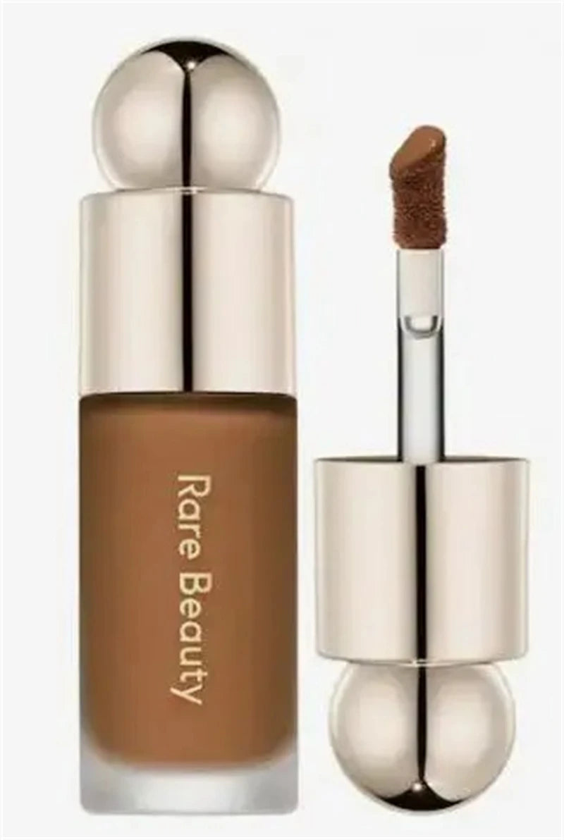 RARE BEAUTY Soft Pinch Liquid Contour, Aspecto Naturalmente Levantado y Duradero, Corrector Bronceador, Rubor Hidratante a Prueba de Agua