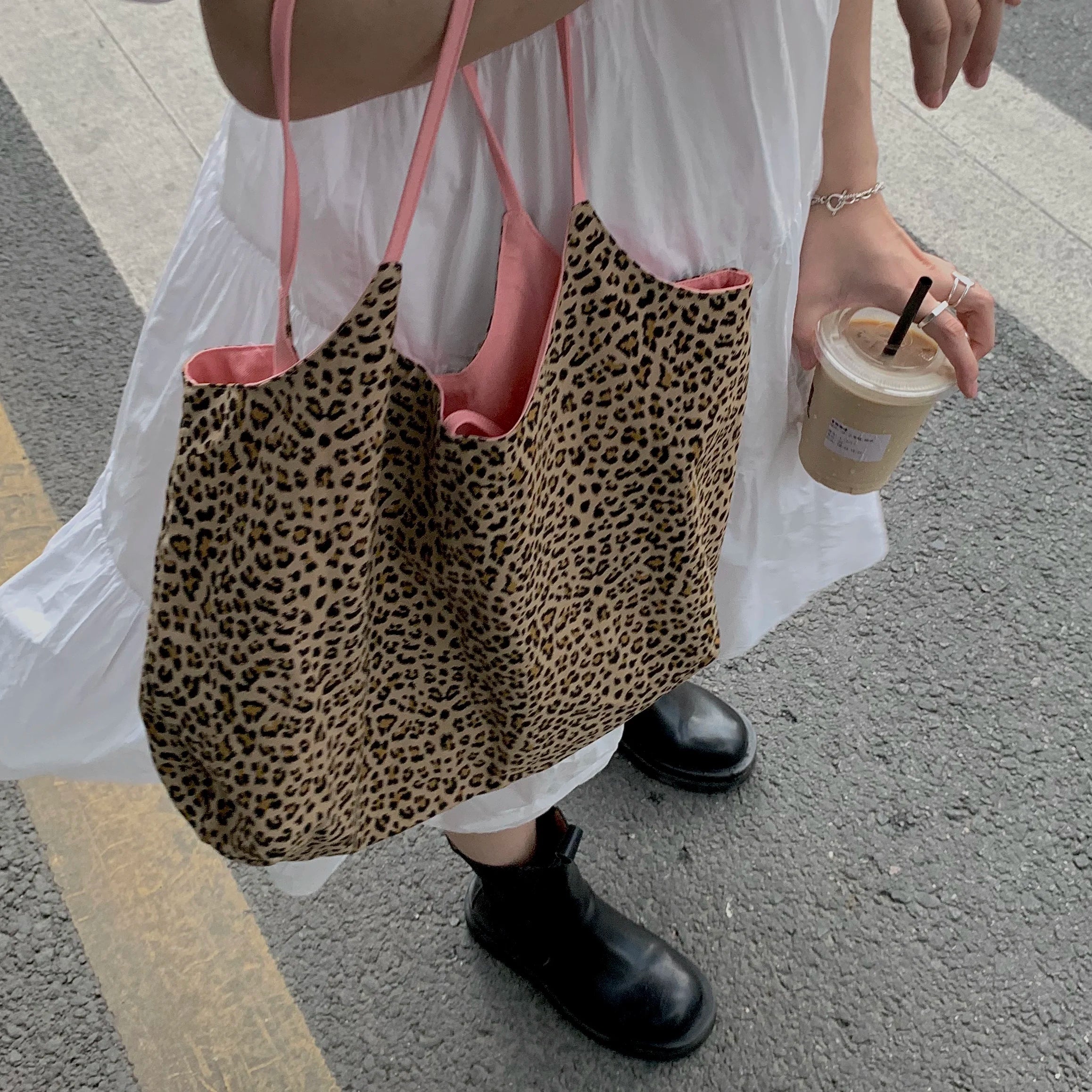 Bolso de Hombro Doble para Mujer, Diseño Moderno con Estampado de Puntos, Estilo Coreano de Primavera/Verano, Color Rosa, Moda Urbana
