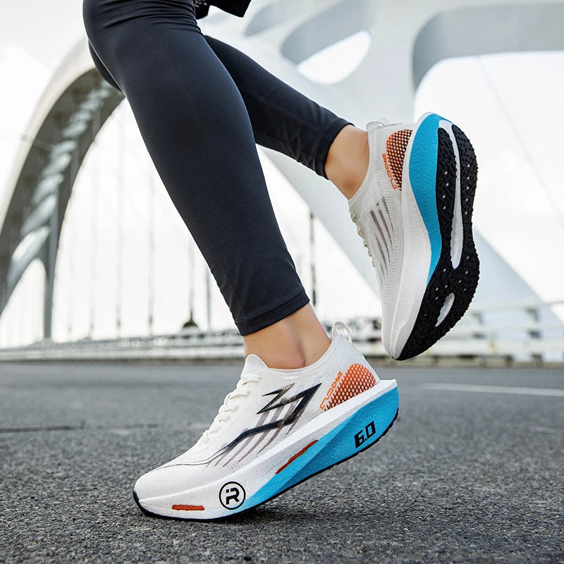 Zapatillas para correr para hombre, zapatillas deportivas para maratón con placa de carbono, transpirables, ligeras, cómodas, antideslizantes, deportivas especiales para mujer