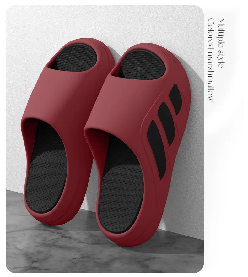Nuevas zapatillas deslizantes para hombre con un sentido, alto valor estético, uso externo, parte inferior gruesa antideslizante, zapatillas frescas de playa para hombre