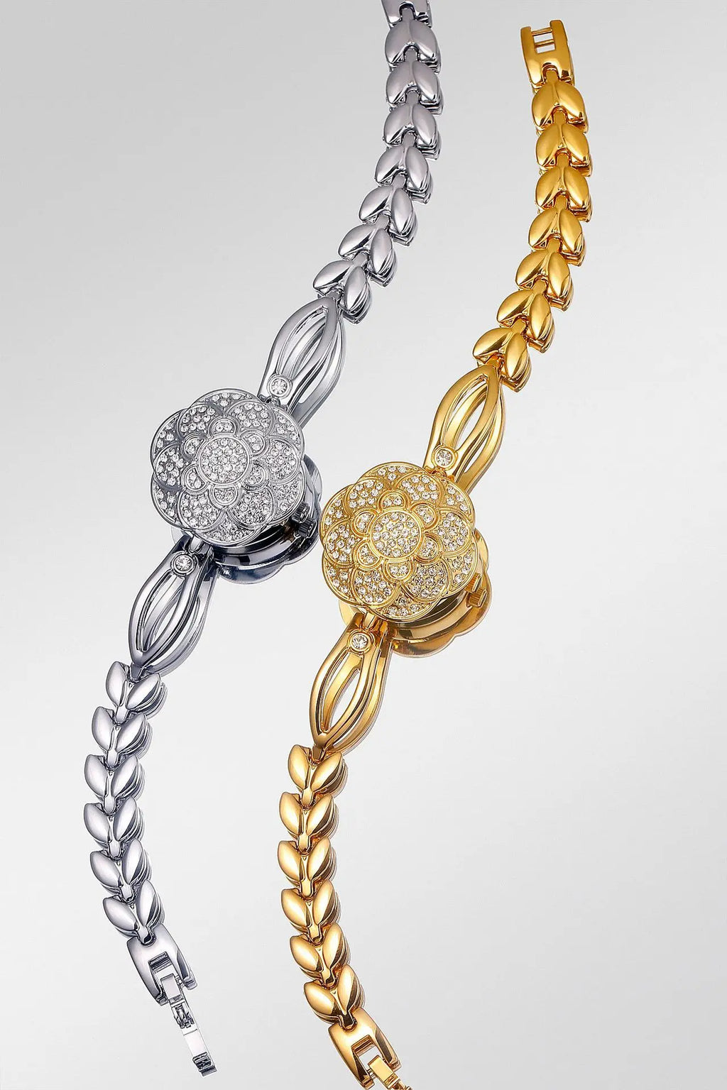 Reloj de mujer Camelia Flip-top reloj de cuarzo ligero de lujo exquisito temperamento pulsera reloj de mujer regalo