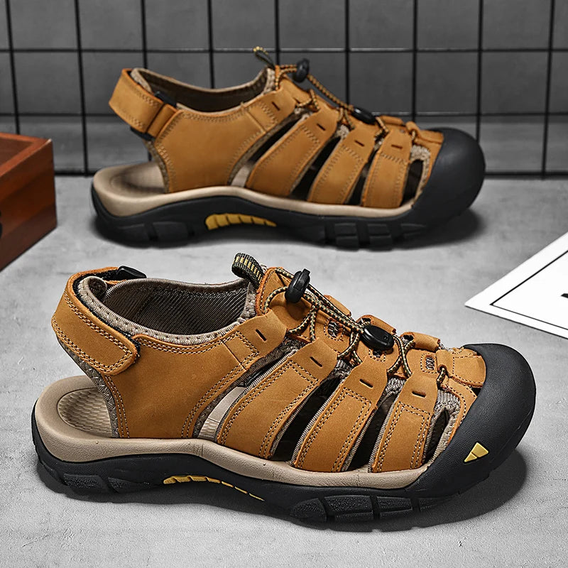 Sandalias de piel auténtica para hombre, zapatos informales transpirables de diseño a la moda, fondo suave, talla grande, para playa y exteriores, novedad de verano