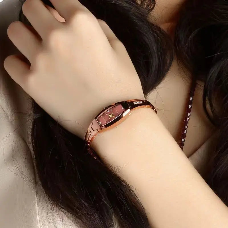 Reloj para Mujer, relojes de pulsera pequeños para Mujer, Reloj de pulsera de acero Vintage Retro dorado, relojes de pulsera de cuarzo negro, Reloj para Mujer