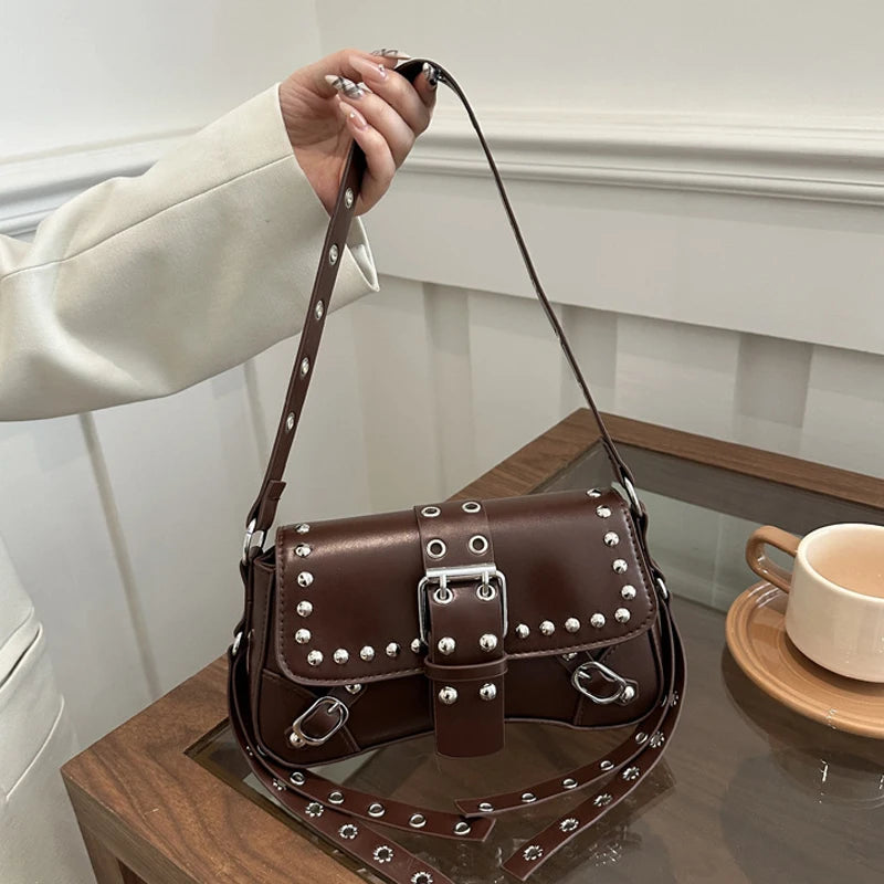 Bolso de hombro para mujer, estilo Punk, bolso de cuero PU, bolsos de moda Rock con remache, pequeño bolso de moda para axila