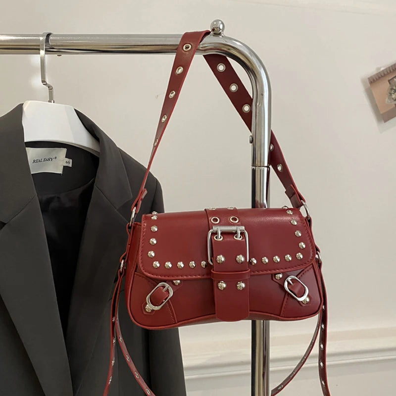 Bolso de hombro para mujer, estilo Punk, bolso de cuero PU, bolsos de moda Rock con remache, pequeño bolso de moda para axila