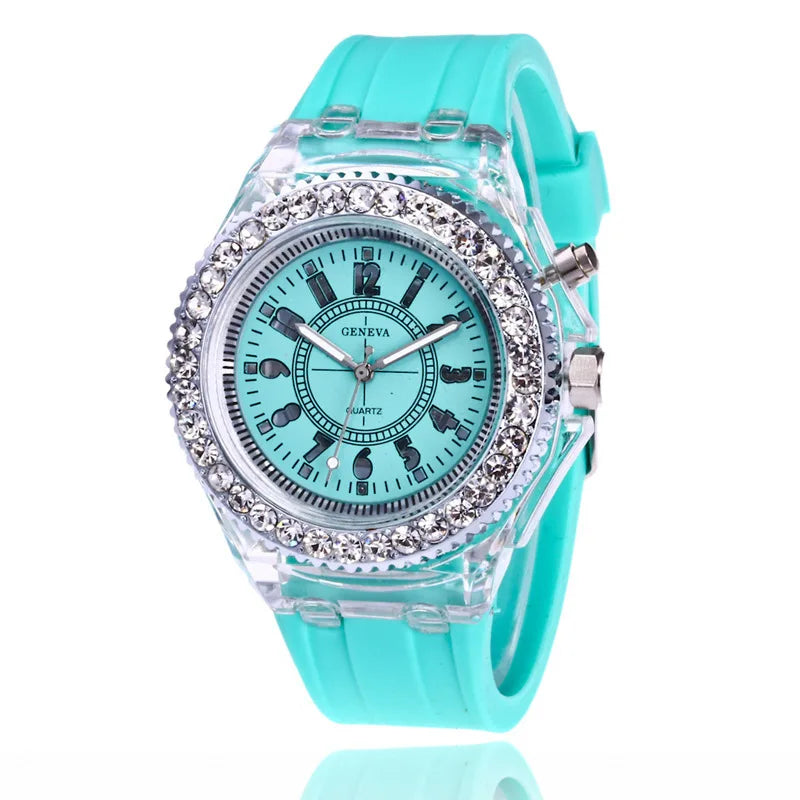 Relojes luminosos con destellos de luz LED para mujeres, hombres, niños y niñas, reloj de pulsera de silicona, reloj de diamantes de imitación a la moda, reloj para niños, reloj Saati
